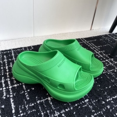 Balenciaga Slippers